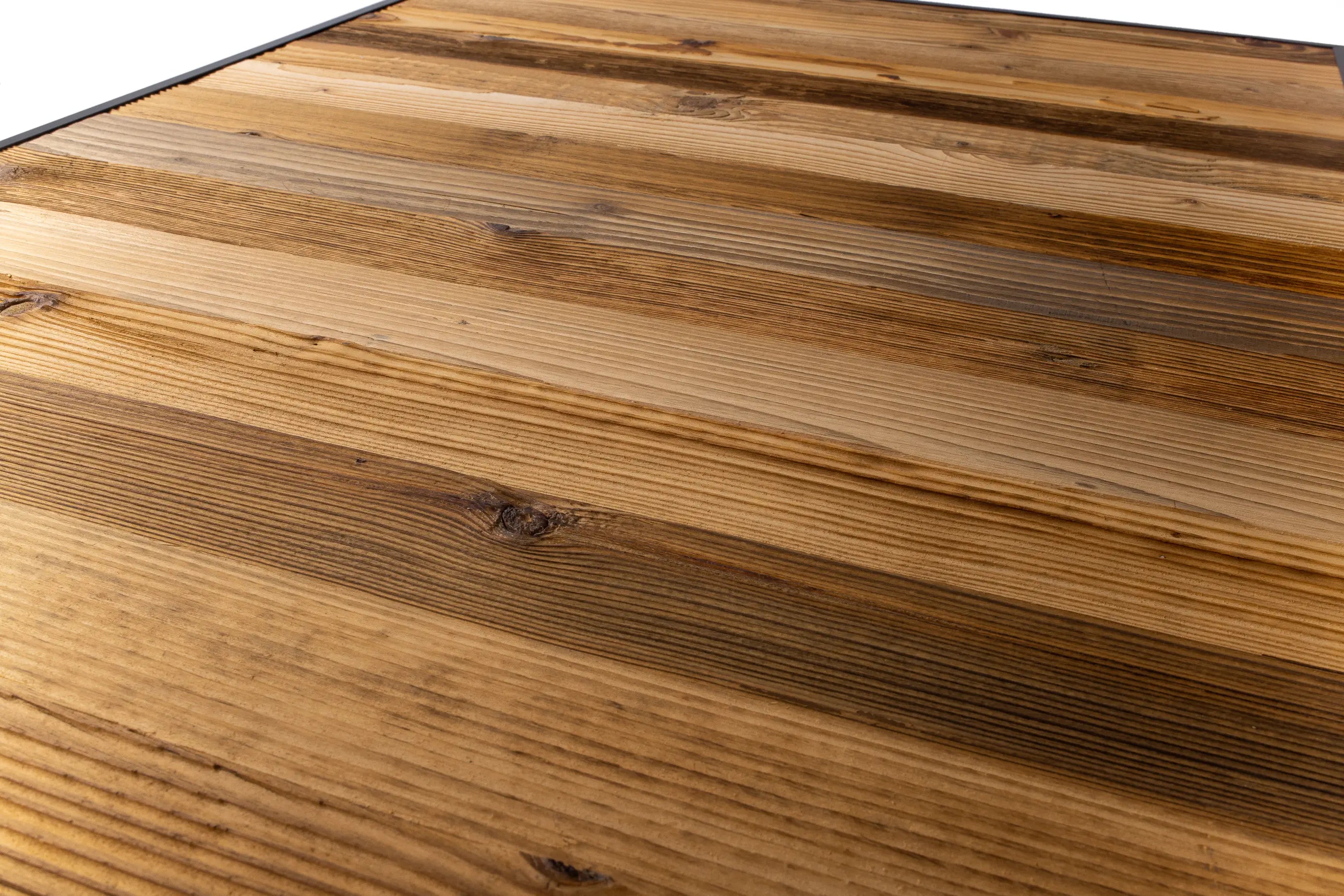 Paneel mit schmalen Profilteilen