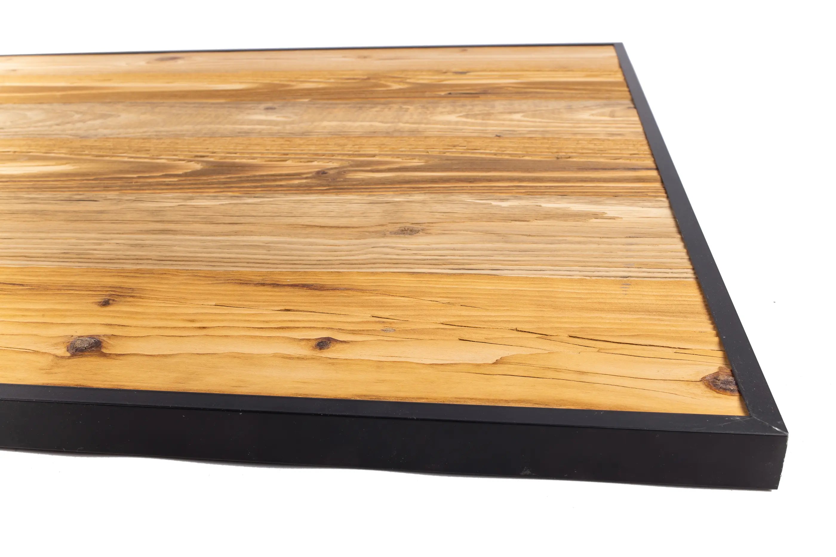 Panneau avec de larges détails de profil