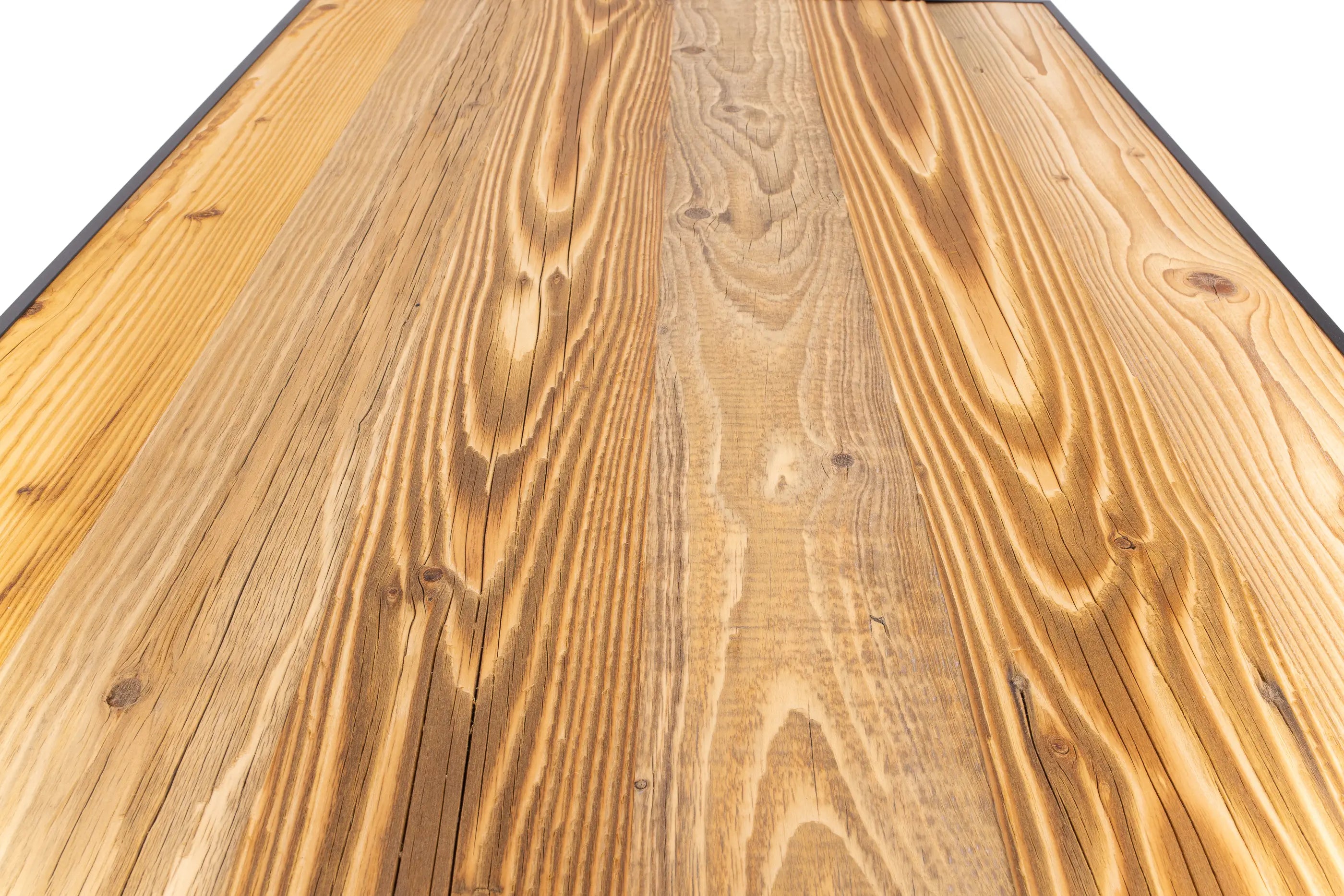 Panneau avec de larges détails de profil